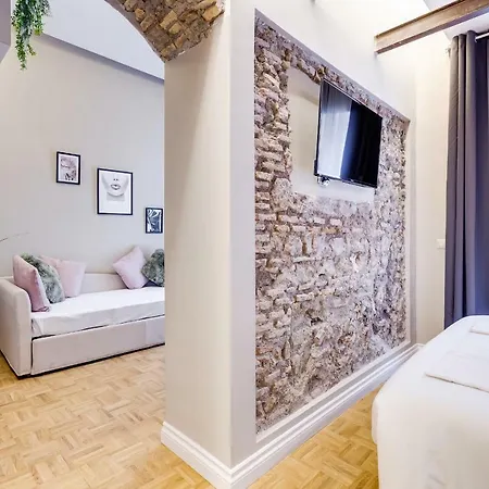 Tankara 招待所 罗马